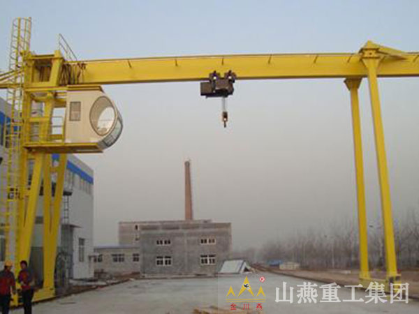 龍門(mén)起重機(jī)有哪些類(lèi)型？主要用途和特征是什么？